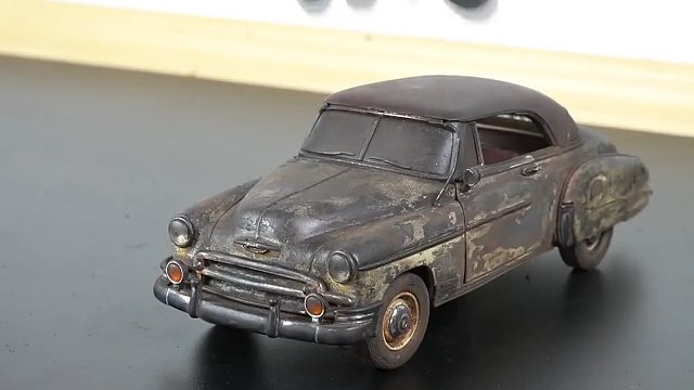 1950年老旧的汽车模型，质量没的说