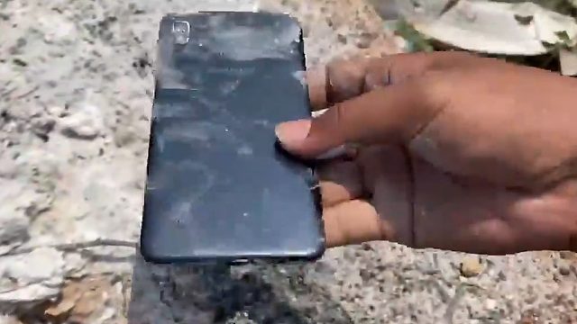 自扔自捡系列！垃圾堆里捡的三星手机翻新