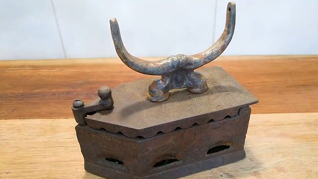 100年前的加碳熨斗翻新！