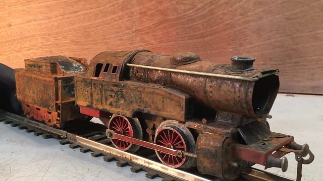 1945年的发条火车翻新