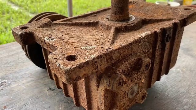 报废的齿轮减速机翻新