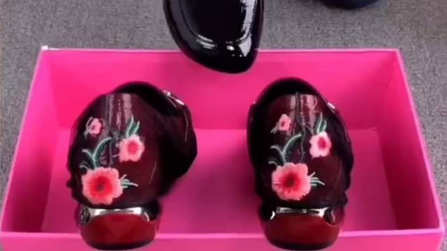 舒适百搭软底软面头层牛皮豆豆鞋34-41码