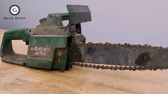 损坏多年的老电锯，经过拆解翻新，成品依然十分给力！