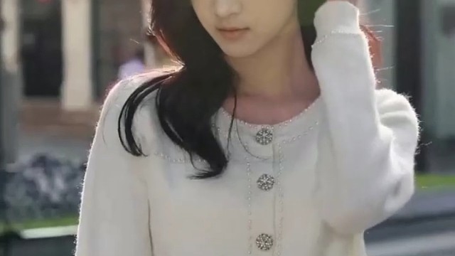 那個誰，我已經在路上等你好久了。