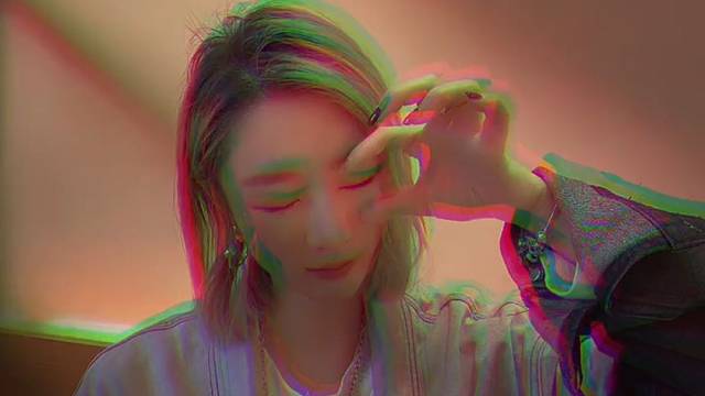 你的迷人之处，在于你敢于做自己