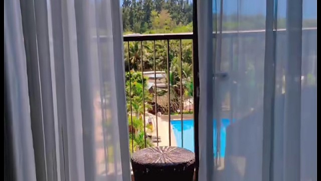 一个人也得得瑟呀