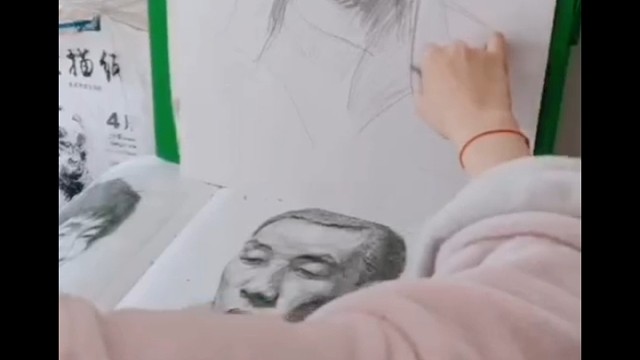 那就随便画画吧