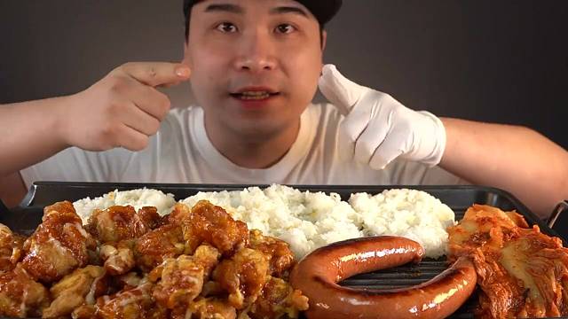 解压版的美食吃播