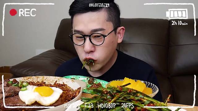 解压版的美食吃播