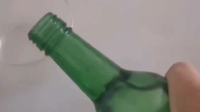 吃饭夹菜手抖该怎么办？