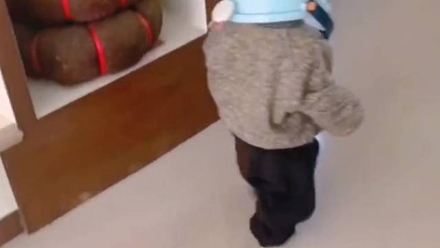 宝贝，太可爱了，哎呦，笑死我了