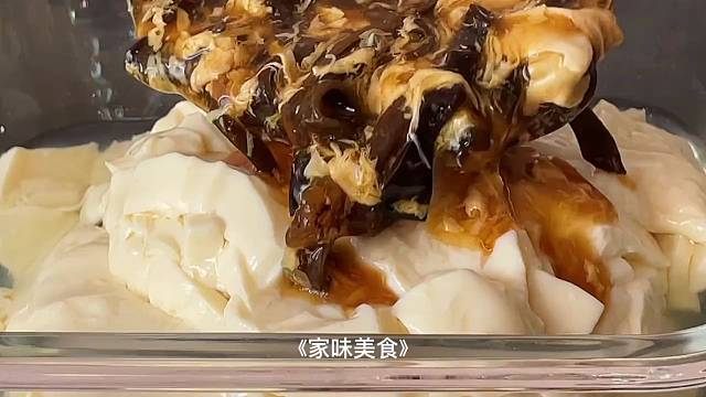 在家做一份简易版豆腐脑，五分钟还做了一份小油条，太好吃了！