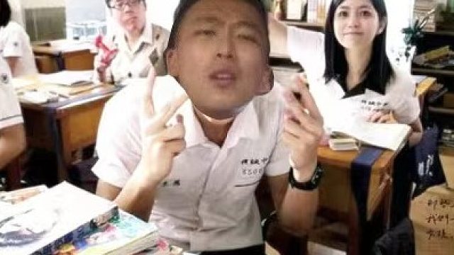 智者不入爱河，午夜电台，说出你的故事。-犇哥的燕子