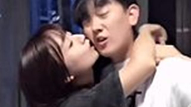 喝醉的女友有多粘人