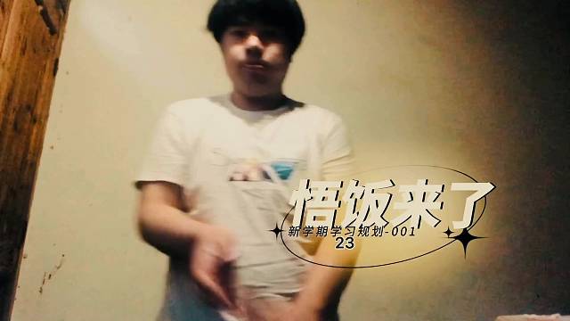 草长莺飞二月天，拂堤杨柳醉春烟。