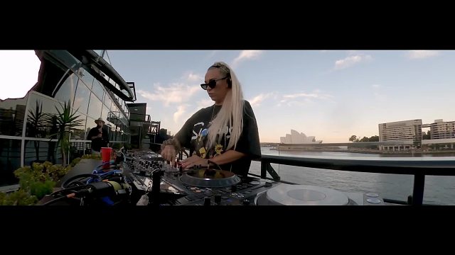 电音节(电子音乐)云蹦迪之 - Sam Divine