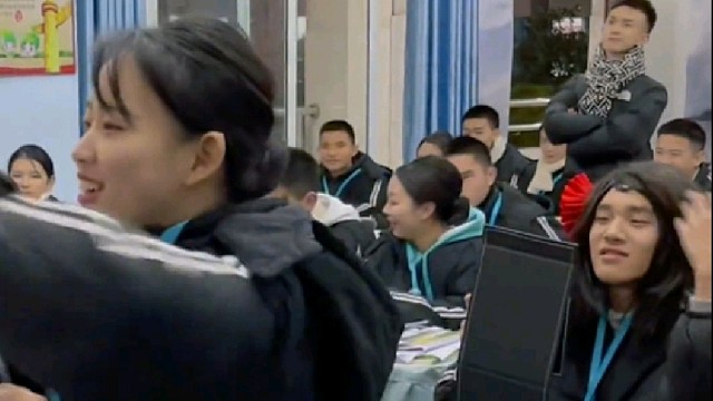 老師:一聽說我不在你們簡直要上天