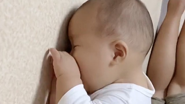 人类幼崽的迷惑行为