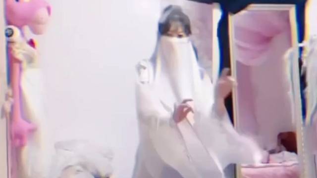 江湖春水阔，慷慨赴潮声