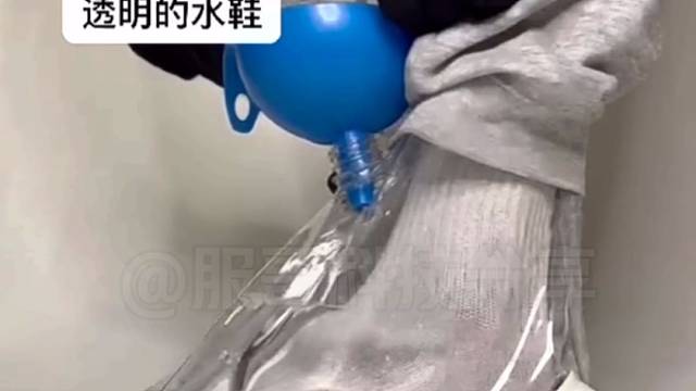 兄弟们你们觉得这个透明水鞋夏天会凉快吗？