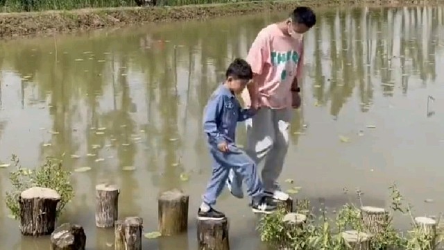 走爸的路，让爸无路可走