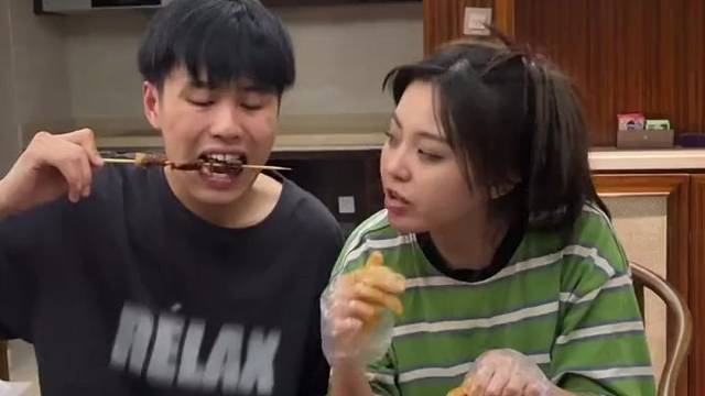 但凡有个倒刺，嘶～