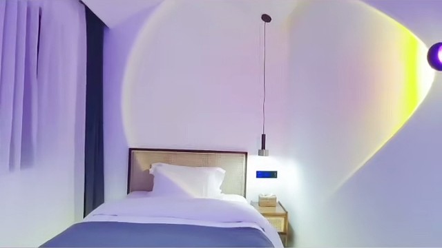 凤凰古城苇渡庭院江景民宿