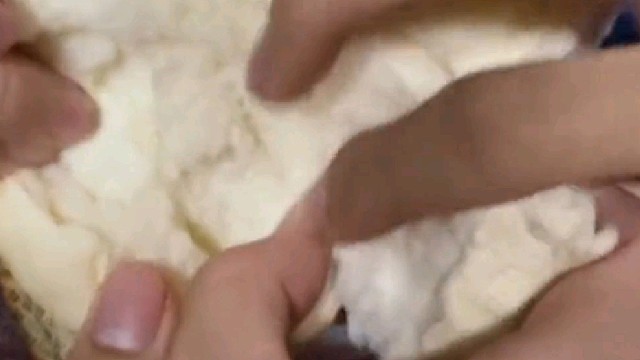 说好的蓝莓夹心呢？