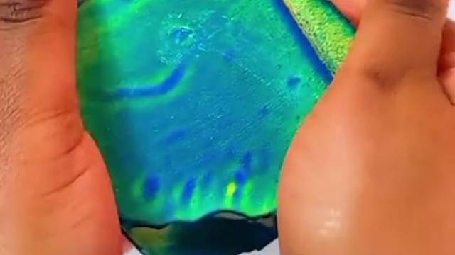 这个嘛？比较解压