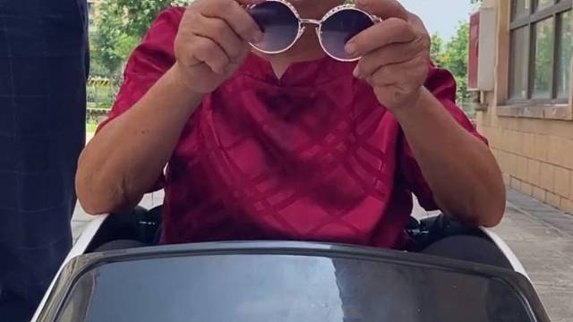 终究还是败给了你的颜值