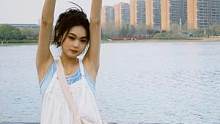#初春穿搭 #春天 #分享照片 做自己的大人，做宇宙的幼童。