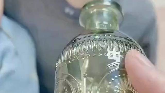 多年以后两兄弟走出社会发现这人间险恶不及我爸的一半