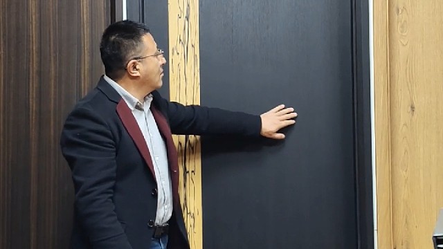 秋天，是比较迷恋的季节。秋天的树叶有代入感，更有表现力。那么如何把秋叶作为黑色橡木的灵感？创意和设计