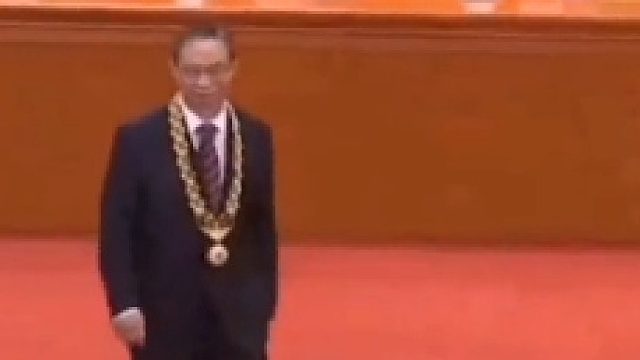 83岁活出了38岁的气质