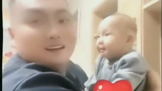 突然一声爸爸，瞬间破防