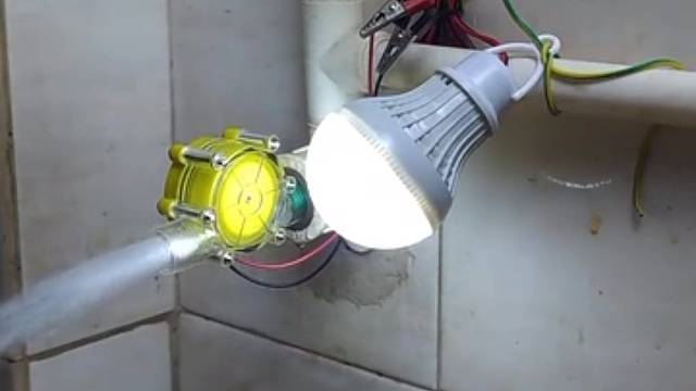 水管水流发电机