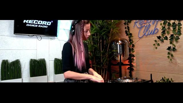 电音节(电子音乐)云蹦迪之 - Lady Waks