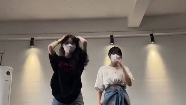 跟你的姐妹一起拍