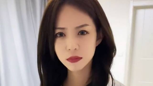 一个不想走，一个真想留