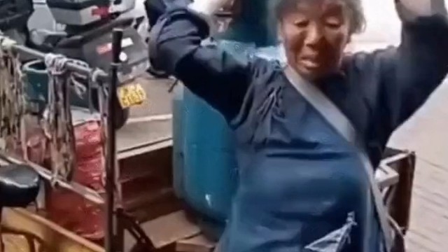 这就是妈妈把生命给了孩子