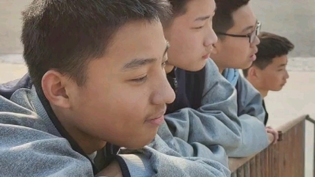 四位男生：我们到底输在了哪里