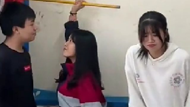 男孩子在外面要保护好自己