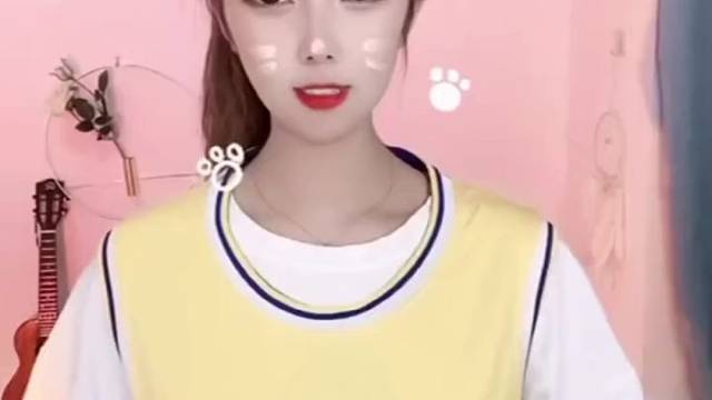 给大家跳个舞
