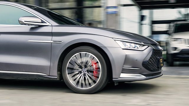 【汽车改装分享】比亚迪汉升级TEI Racing刹车套件前P60ES后加大碟