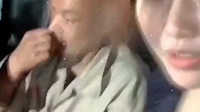 明天我就跟你去领证，行不？