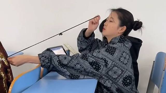 香蕉：早知道爛樹上了