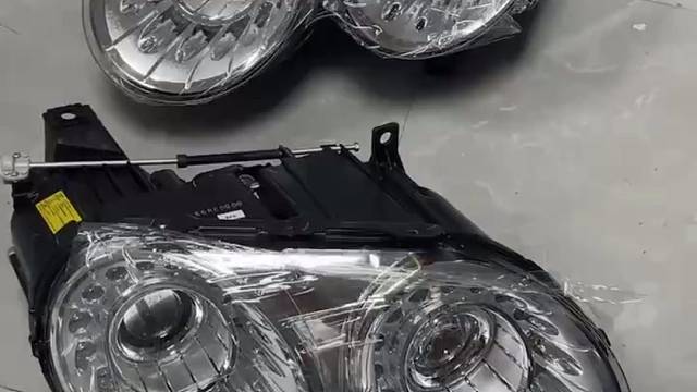 06款宾利欧陆GT飞驰升级LED大灯直接无损安装