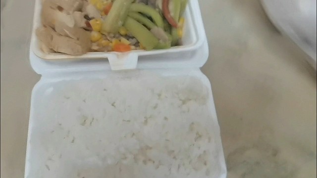 拿着3千五的工资，操着老板的心