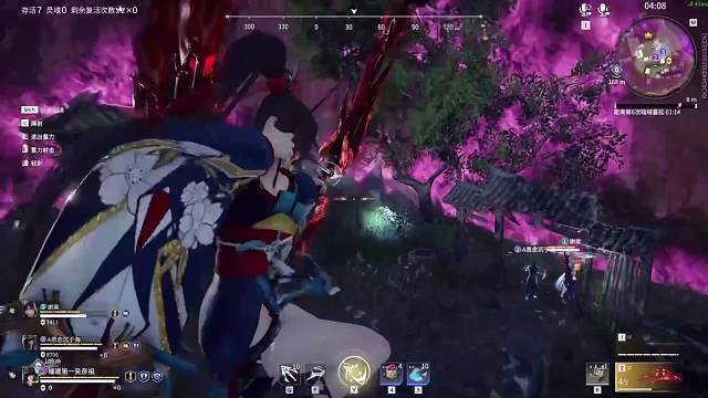 他们都说我是奇怪人，但我只想顶在最前面，用我的长枪保护着我的朋友