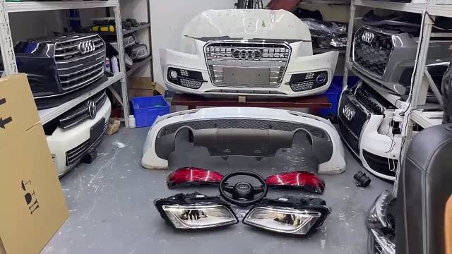 奥迪Q5老款升级新款SQ5前后外观配件一套